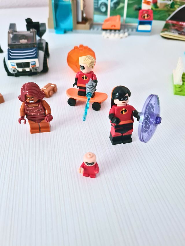 LEGO Juniors Los Increíbles 2 - 10761