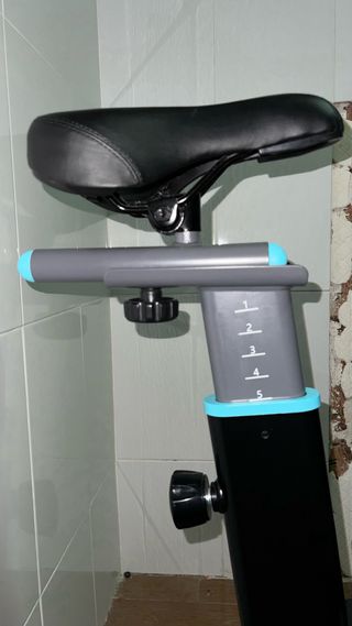 Bicicleta Estática Cecotec Drumfit. Buen estado