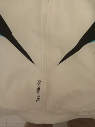 Chaqueta Real Madrid Adidas Talla L