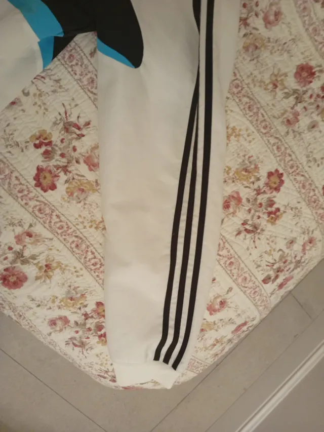 Chaqueta Real Madrid Adidas Talla L