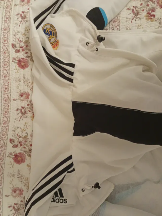 Chaqueta Real Madrid Adidas Talla L