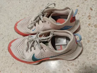Zapatillas Trail Nike Pink/Teal