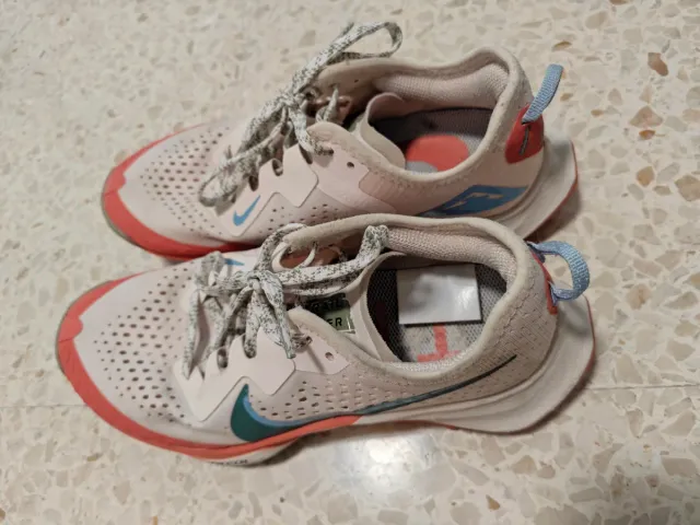 Zapatillas Trail Nike Pink/Teal