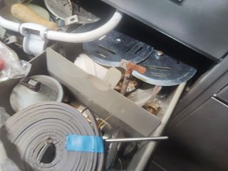 Latiguillos y diversas llaves ,codos etc