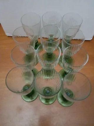 12 Bicchieri Vetro Verdi e Trasparenti