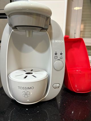 Cafetera Tassimo Bosch con 2 carcasas, gris y roja