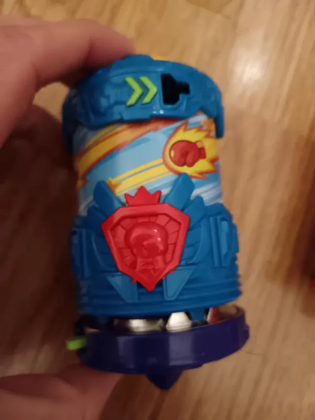 Lote 4 Peonzas Superzings con 3 Lanzadores