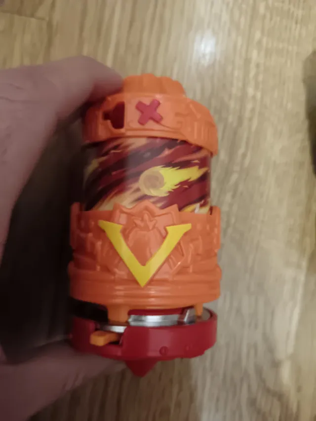 Lote 4 Peonzas Superzings con 3 Lanzadores