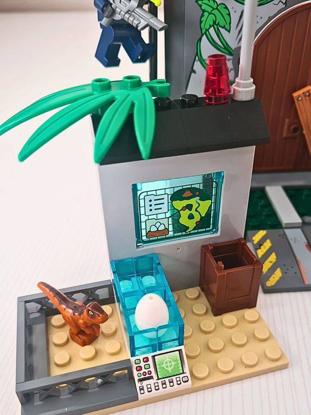 LEGO Jurassic World 10758 Fuga del T Rex