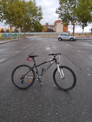 B'twin Rockrider 5.1