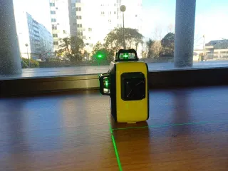 Nivel Láser 3D 360° Líneas Verdes