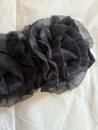 Top banda Zara flores negro