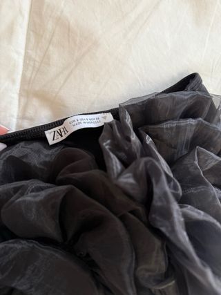 Top banda Zara flores negro