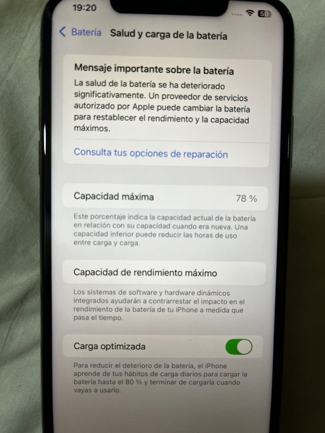 iPhone 11 Pro Max Dorado