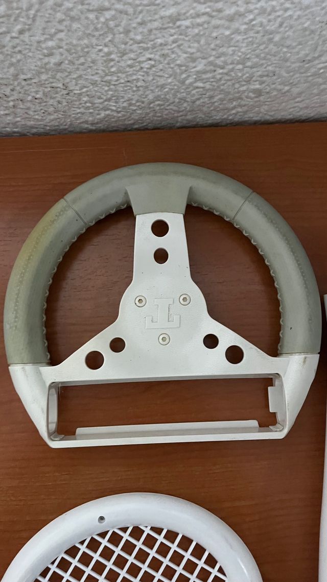 Accesorios Wii: Volante, Raqueta, Palo Golf, beisb