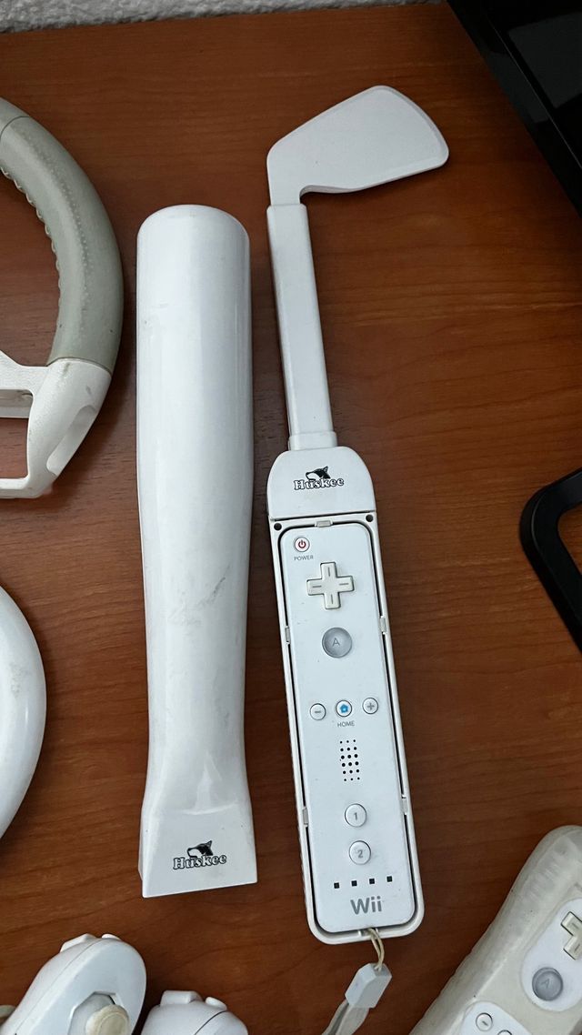 Accesorios Wii: Volante, Raqueta, Palo Golf, beisb