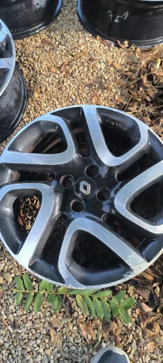 Llantas Renault Captur R17