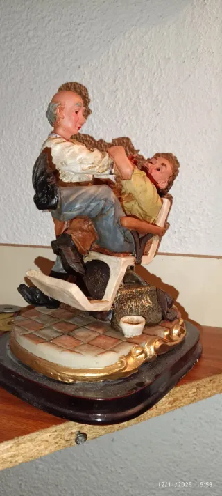 Figura de barbería antigua