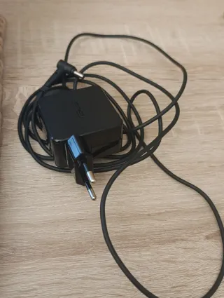 Portátil ASUS Plata y Negro f540s