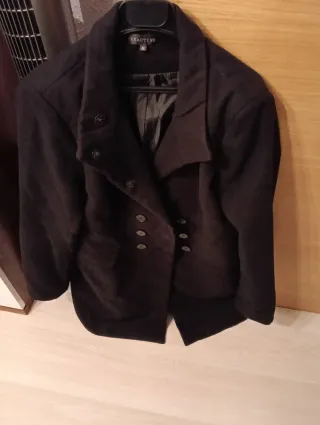 Abrigo paño negro REACTIVO Talla 46, talla pequeño