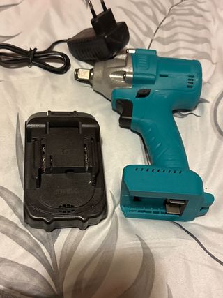 Pistola de impacto inalámbrica