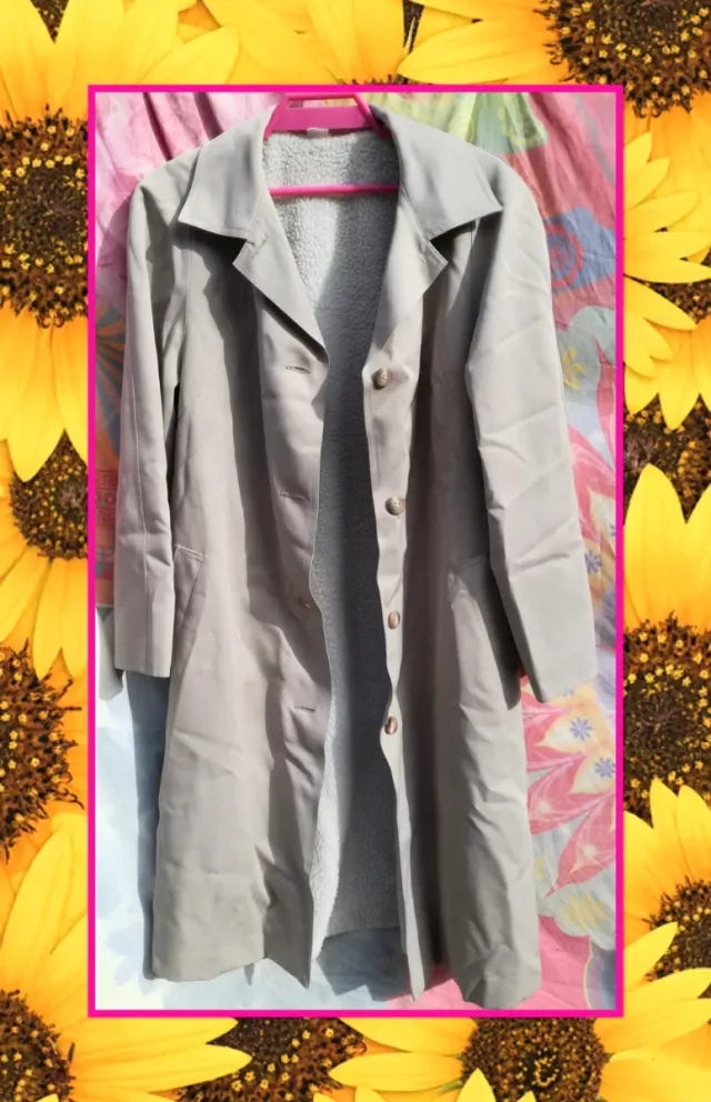 ABRIGO GABARDINA BEIGE CLARO CON BORREGUITO BLANCO