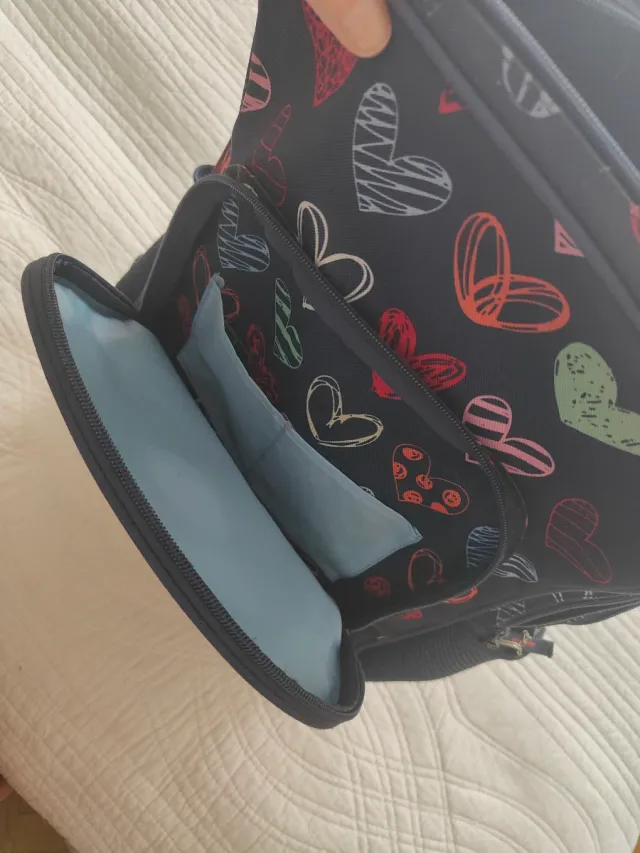 Mochila con estampado de corazones