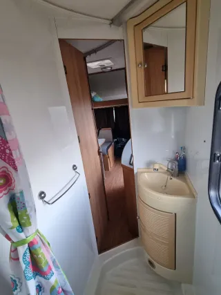 Autocaravana Ford Transit-2011