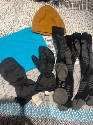 Guantes nieve 12 años y otros complementos