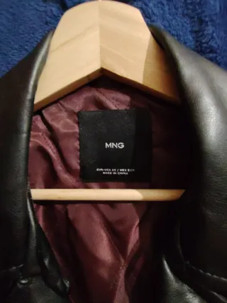 Cazadora Piel MNG  Negra