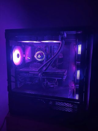 PcCom Imperial Ryzen 7 con Windows 11