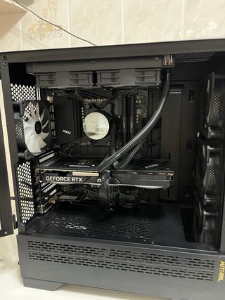 PcCom Imperial Ryzen 7 con Windows 11