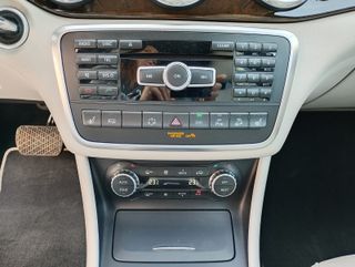 Mercedes-Benz GLA 2014