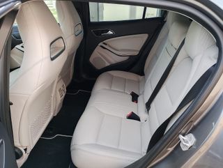 Mercedes-Benz GLA 2014