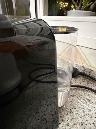 Cafetera Nespresso DeLonghi Negra