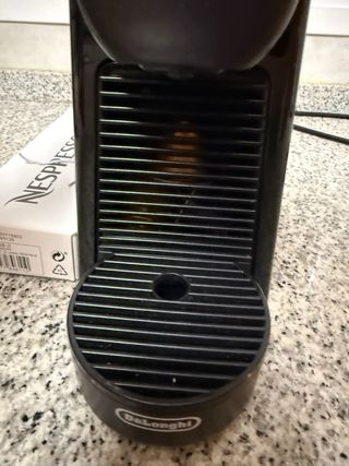Cafetera Nespresso DeLonghi Negra