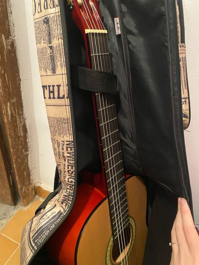 Guitarra Carmen - Perfecto estado