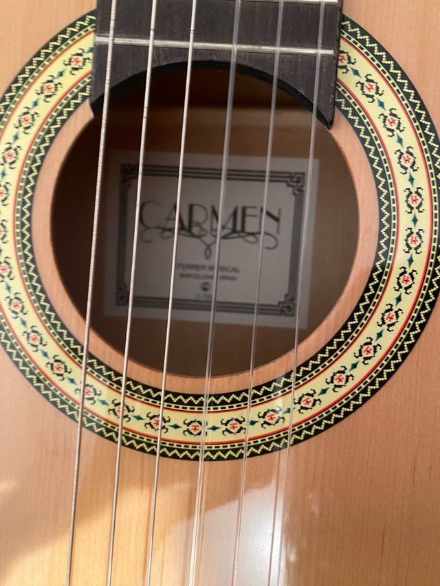 Guitarra Carmen - Perfecto estado