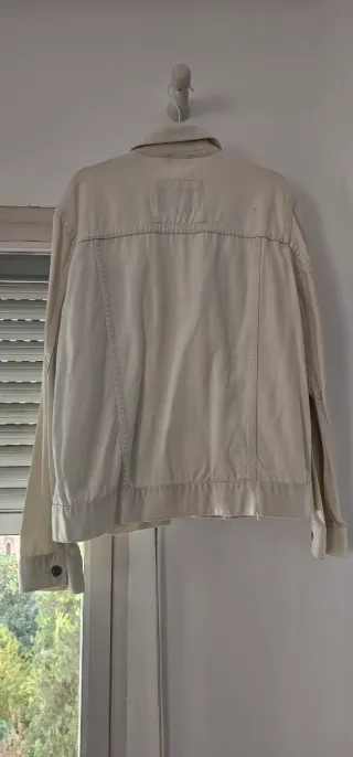 Cazadora vaquera beige
