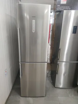 Nevera Siemens 200x60cm A+ no Frost con Garantia