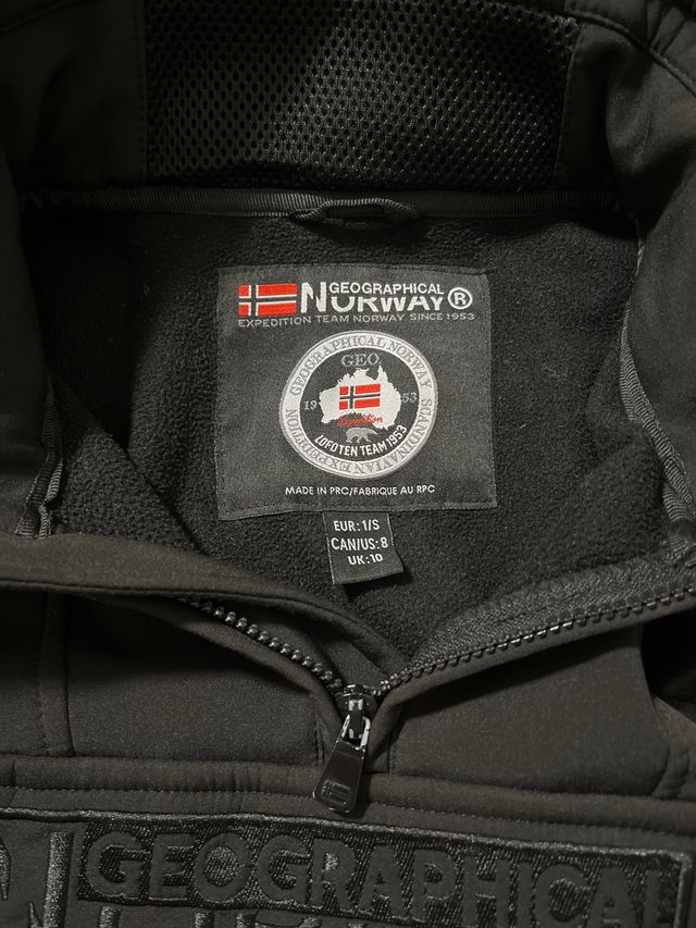 Abrigo Geographical Norway Negro