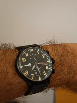 Reloj Aeroluft.  Cuarzo ,movimiento japonés.