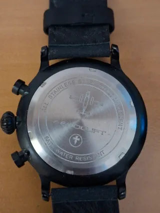 Reloj Aeroluft.  Cuarzo ,movimiento japonés.