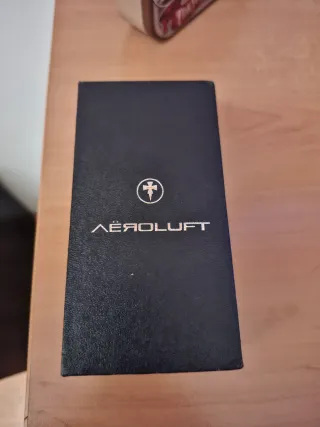 Reloj Aeroluft.  Cuarzo ,movimiento japonés.