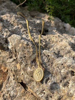 Colgante con medalla