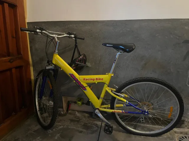 Bicicleta de Montaña Amarilla