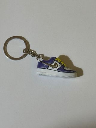 Portachiavi Nike Sneaker Viola e Bianca