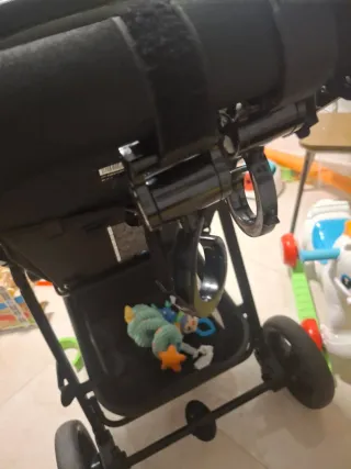 Carrito de bebé y silla de coche