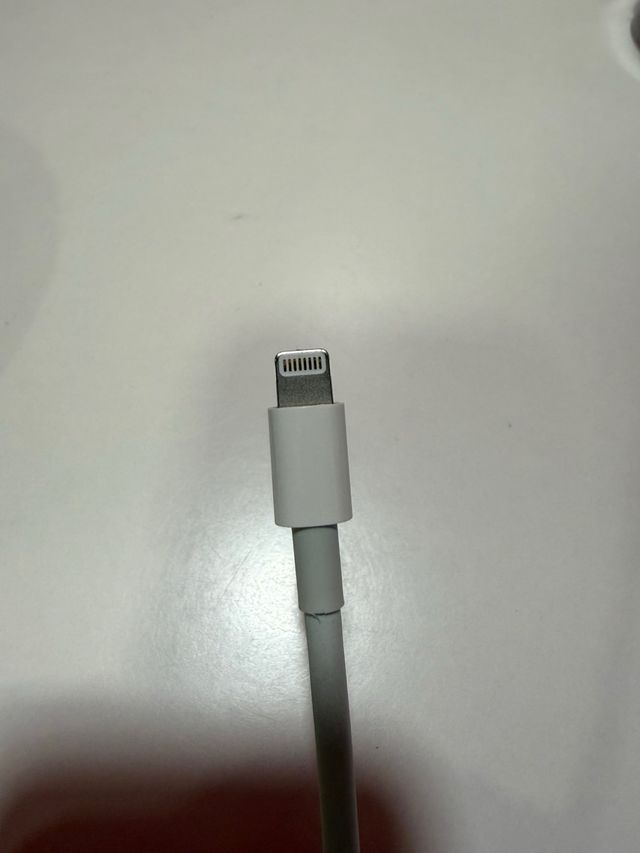 Apple Lightning Digital AV A1438 ORIGINAL