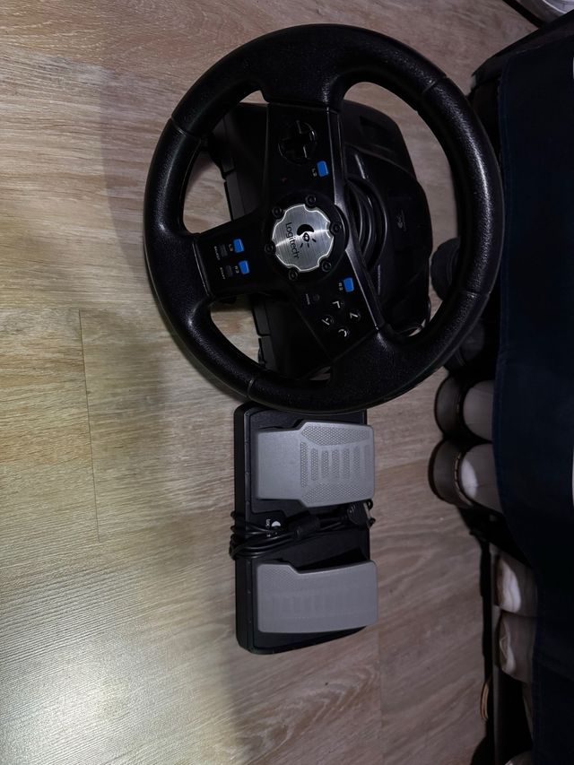 Volante y Pedales Logitech PS2 playstation 2